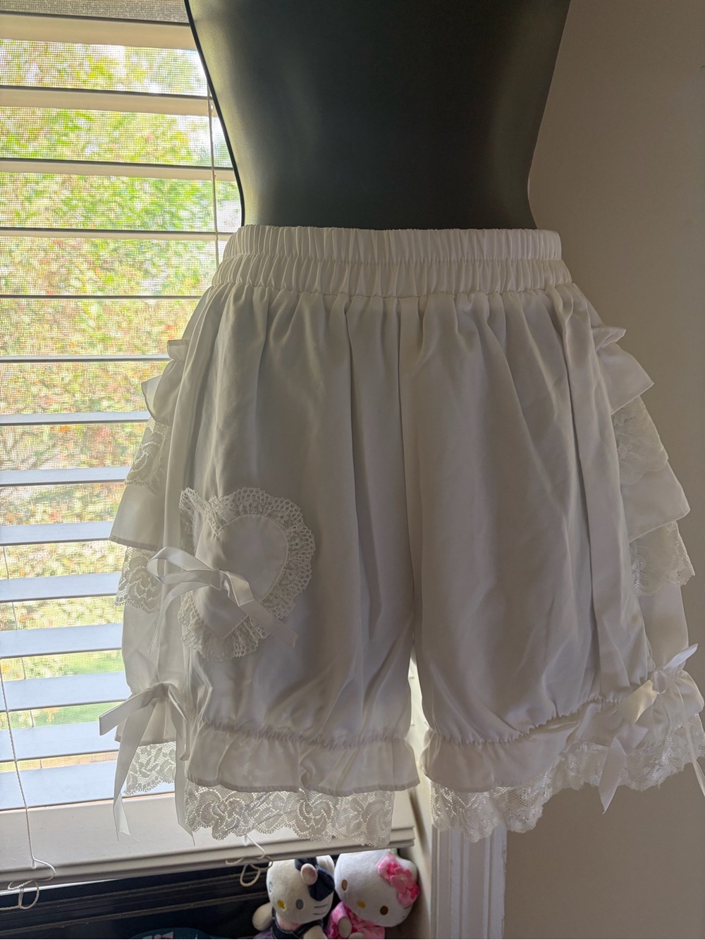 White Ruffled Lace Bloomers Shorts